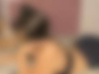 Live cam show with BlindingLightss - Athletic on CamClone