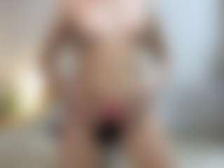 Live cam show with SunriseGuys - Petite on nudelive.tv