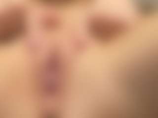 Live cam show with SunriseGuys - Spank on Sweet Sext