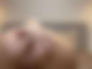 Live cam show with SunriseGuys - Beardy on 1on1-livenow