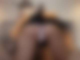 Live cam show with SunriseGuys - Small on xfollow cams