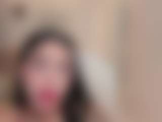 Live cam show with zoee-jackson - Living Room on eurowanks.com