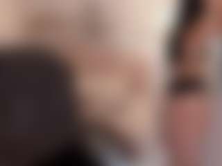 Live cam show with zoee-jackson - Living Room on Streamer API