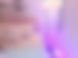 Live cam show with Zoee Jackson - Living Room on Milfs Live