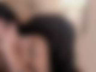 Live cam show with Zoee Jackson - Living Room on crypto-cams