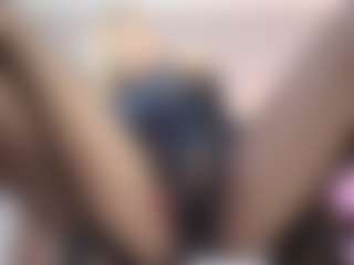 allesya23 MILF webcam performer live streaming