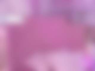 Bonnie MILF webcam performer live streaming