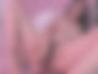 Bonnie MILF webcam performer live streaming