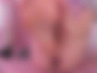 Live cam show with Bonnie - Mature MILF on Camming Site