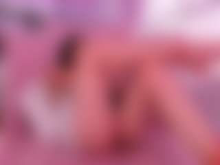 Bonnie MILF webcam performer live streaming