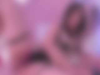 Bonnie MILF webcam performer live streaming