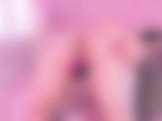 Bonnie MILF webcam performer live streaming