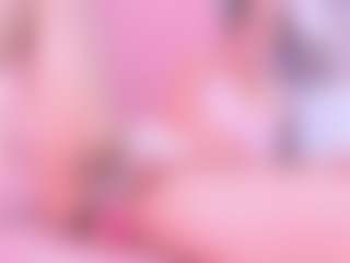 Bonnie MILF webcam performer live streaming
