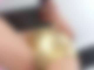 Bonnie MILF webcam performer live streaming