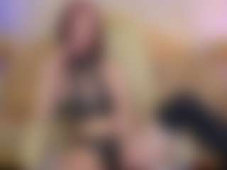Live cam show with EvelynRush - Skinny on SpankPalCams