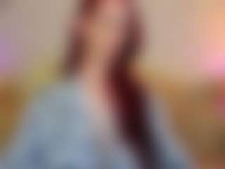 Live cam show with EvelynRush - Cute on Hubzter Live