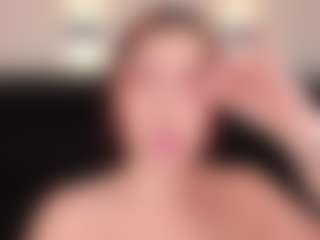 LiaTink's Live Sex Cam Show