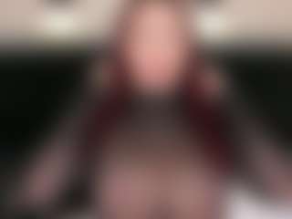 LiaTink's Live Sex Cam Show