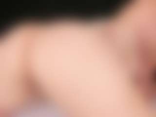 LiaTink's Live Sex Cam Show