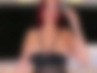 Live cam show with LiaTink - Spank on Hubzter Live