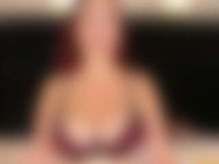 LiaTink's Live Sex Cam Show