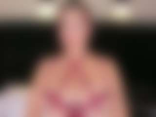 LiaTink's Live Sex Cam Show