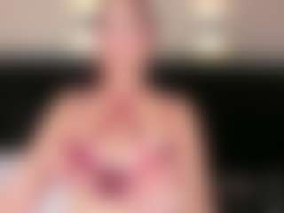 LiaTink's Live Sex Cam Show