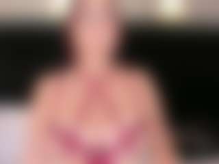 LiaTink's Live Sex Cam Show