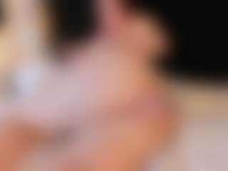 LiaTink's Live Sex Cam Show