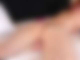 LiaTink's Live Sex Cam Show