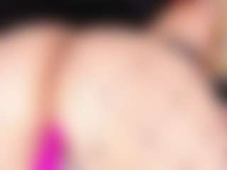 LiaTink's Live Sex Cam Show