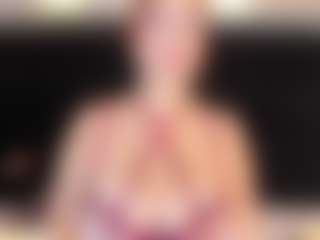 LiaTink's Live Sex Cam Show