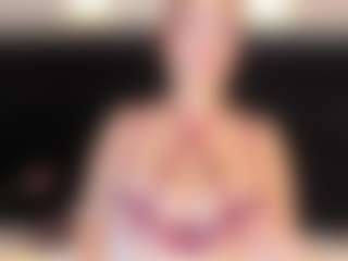 LiaTink's Live Sex Cam Show