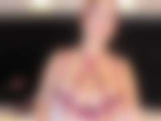 LiaTink's Live Sex Cam Show