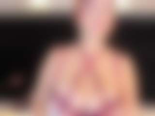LiaTink's Live Sex Cam Show