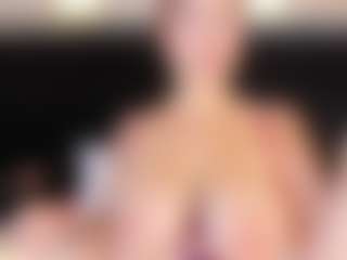 LiaTink's Live Sex Cam Show