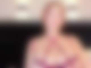 LiaTink's Live Sex Cam Show