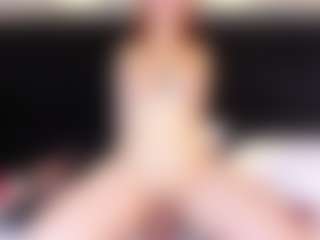 LiaTink's Live Sex Cam Show
