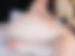 LiaTink's Live Sex Cam Show