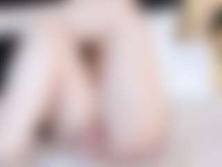 LiaTink's Live Sex Cam Show
