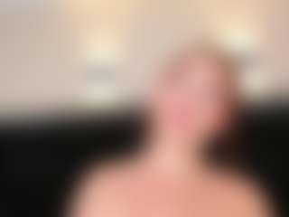 LiaTink's Live Sex Cam Show