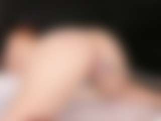 LiaTink's Live Sex Cam Show