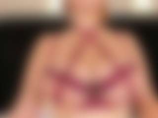 LiaTink's Live Sex Cam Show