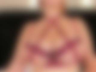 LiaTink's Live Sex Cam Show