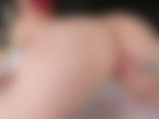 LiaTink's Live Sex Cam Show
