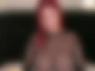 LiaTink's Live Sex Cam Show