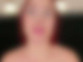 Live cam show with LiaTink - Red Hair Squirt on Camiplay Live