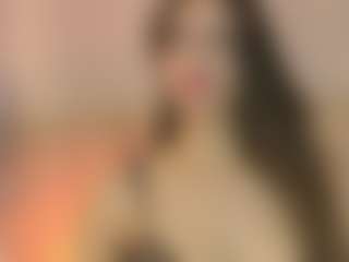 Live cam show with JulietRiver - Striptease Latina on livesuperchat.net