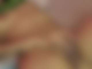 Live cam show with JulietRiver - Young Adult on StripNow