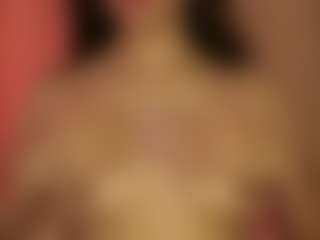 Live cam show with JulietRiver - Striptease on Uber Horny